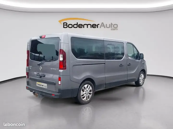 Renault Trafic 2017 photo 5