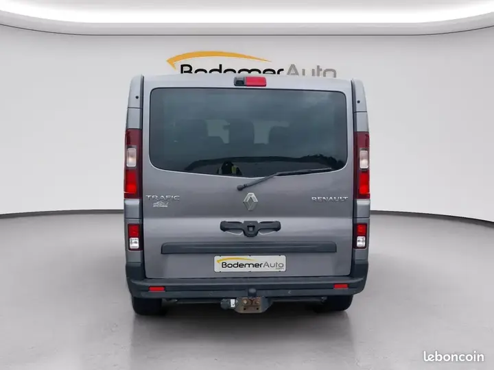 Renault Trafic 2017 photo 4