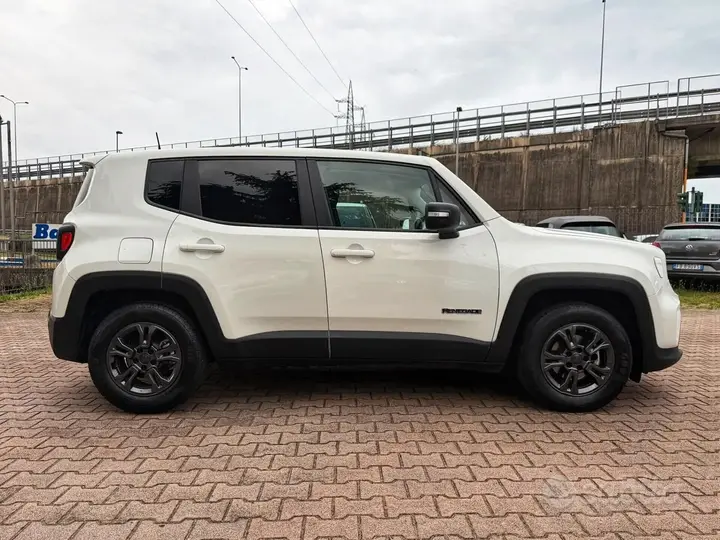 Jeep Renegade 2024 photo 4
