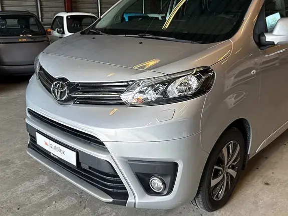 Toyota Proace 2016 photo 2