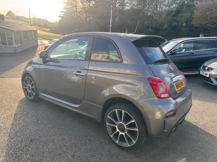 Abarth 595 2018 photo 5