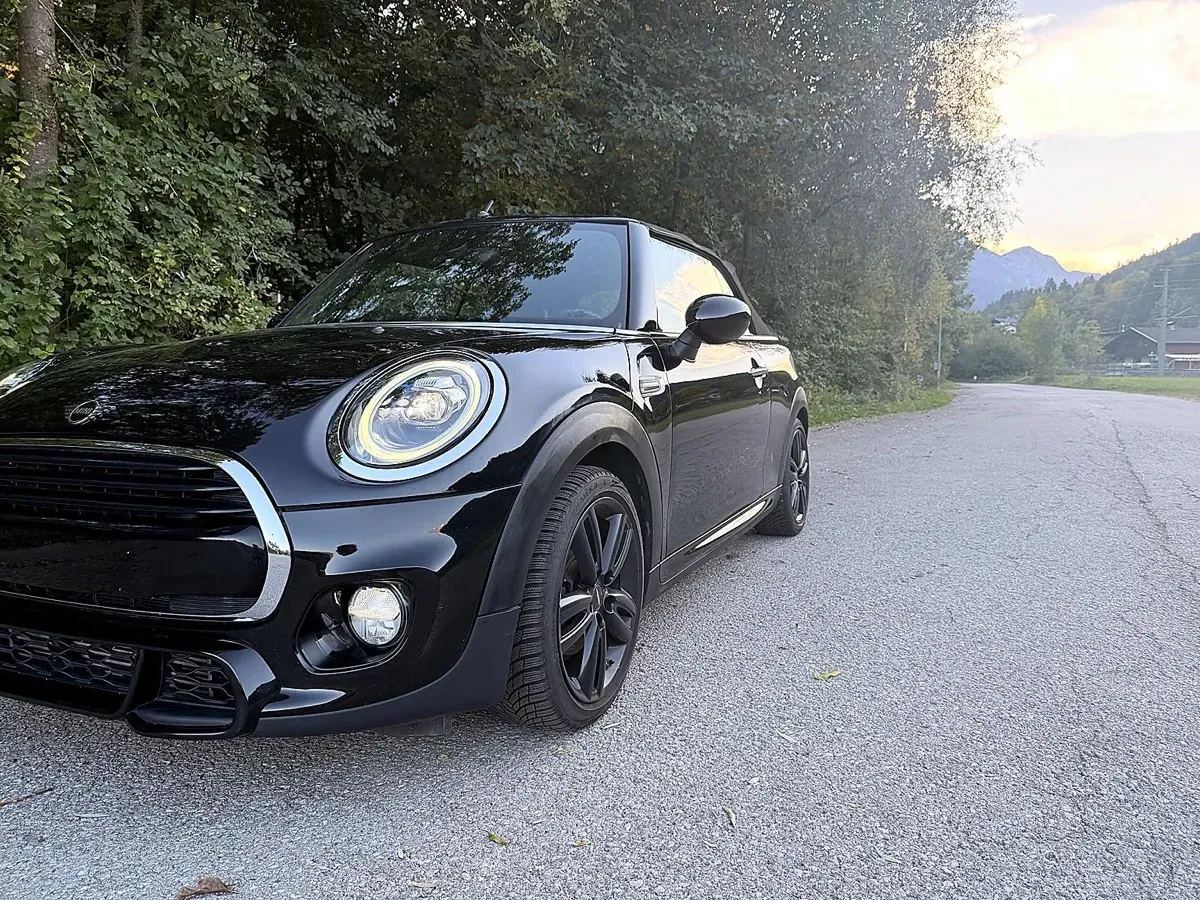 Mini Cabrio 2019 photo 2
