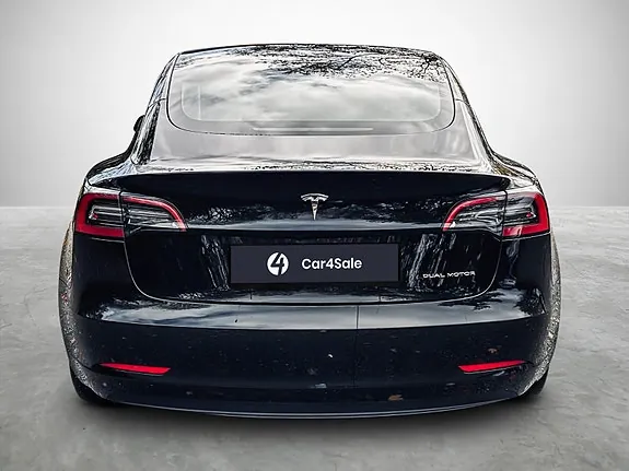 Tesla Model 3 2022 photo 4