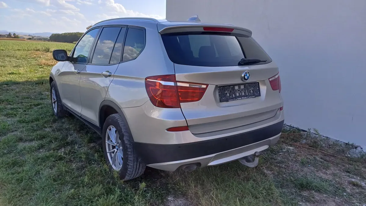 BMW X3 2011 photo 3