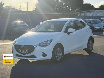 Mazda Demio 2015 photo 4