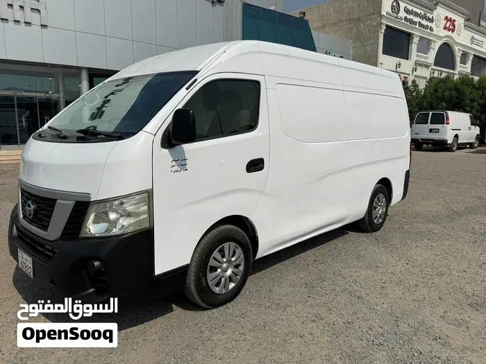 Nissan Urvan