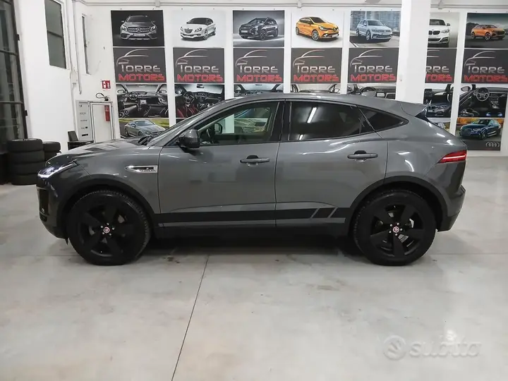Jaguar E-Pace 2019 photo 5