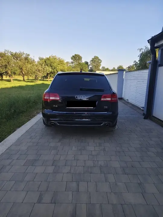 Audi A6 2012 photo 2