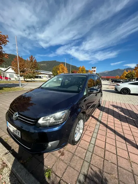 Volkswagen Touran 2013 photo 3