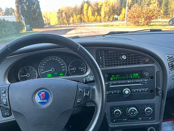 Saab 9-5 2010 photo 5