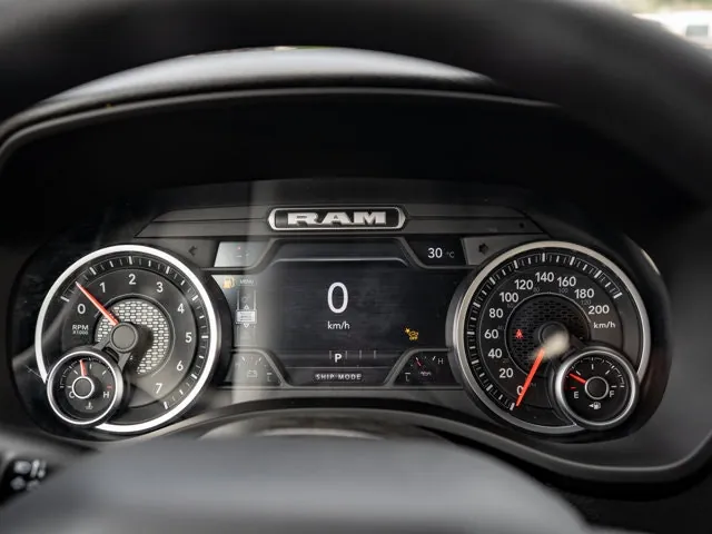 Ram 1500 Express 2026 photo 4