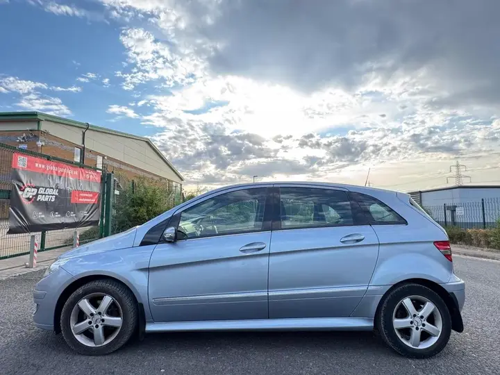 Mercedes-Benz B-Class 2006 photo 5