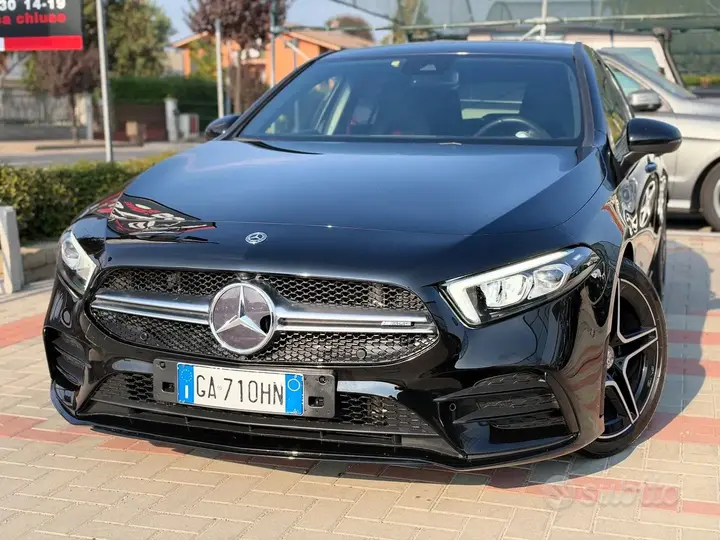 Mercedes-Benz A35 Amg