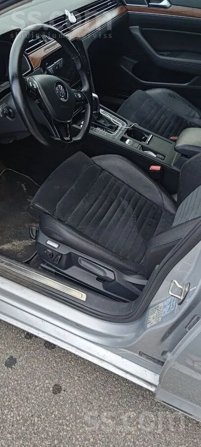 Volkswagen Passat 2017 photo 2