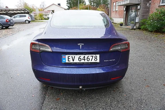Tesla Model 3 2019 photo 4