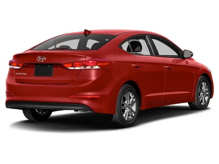 Hyundai Elantra 2018 photo 3
