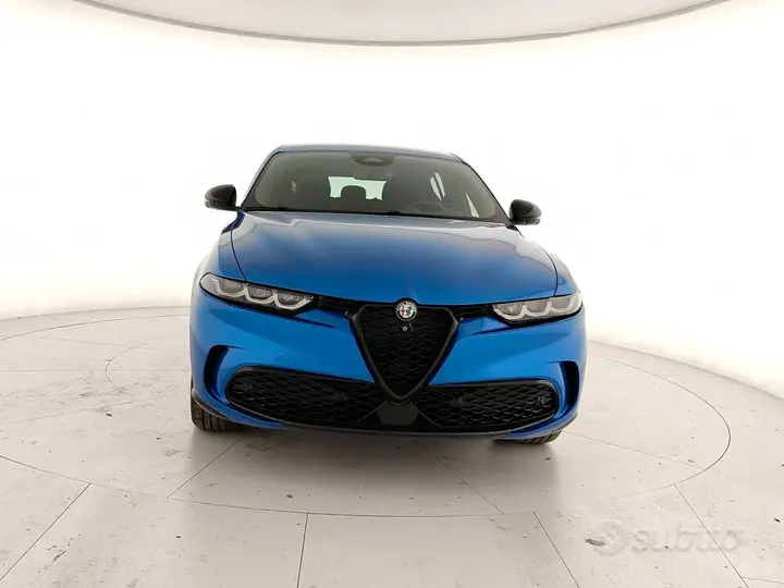 Alfa Romeo Tonale 2024 photo 2