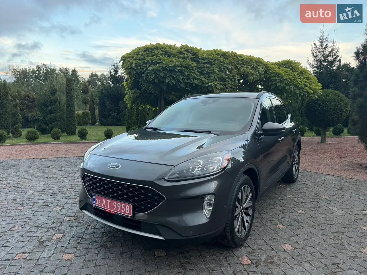 Ford Escape 2019 photo 3