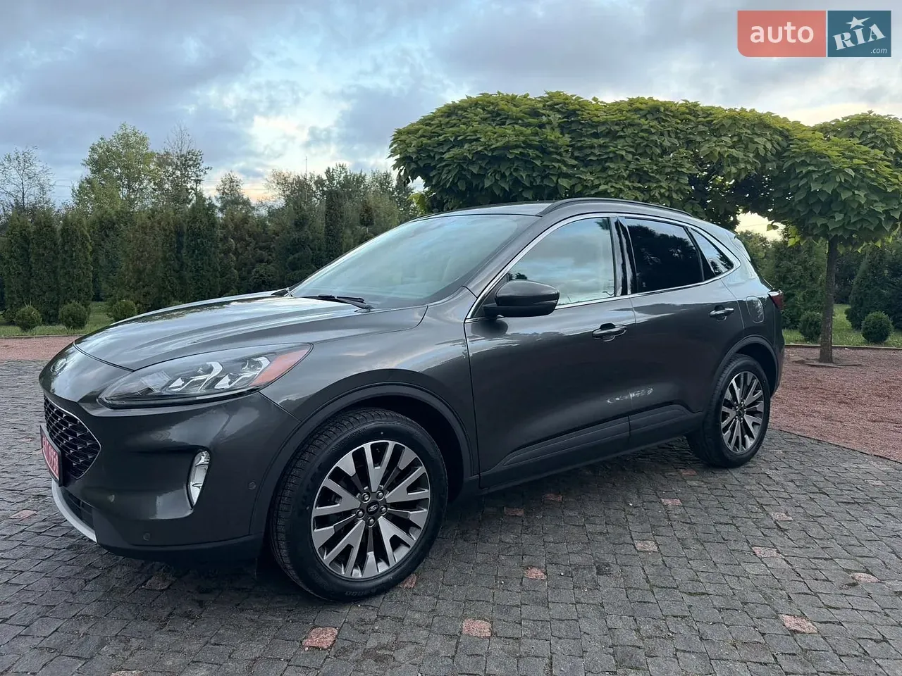 Ford Escape 2019 photo 4