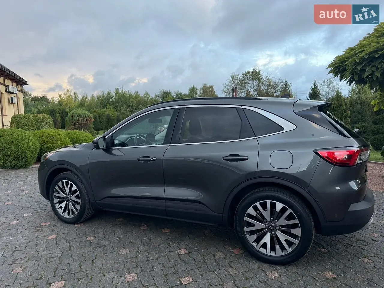 Ford Escape 2019 photo 5
