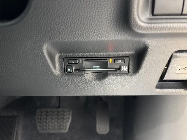 Toyota Sienta 2026 photo 5