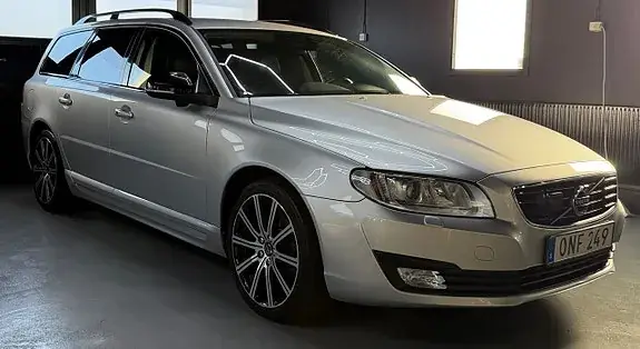 Volvo V70 2016 photo 2
