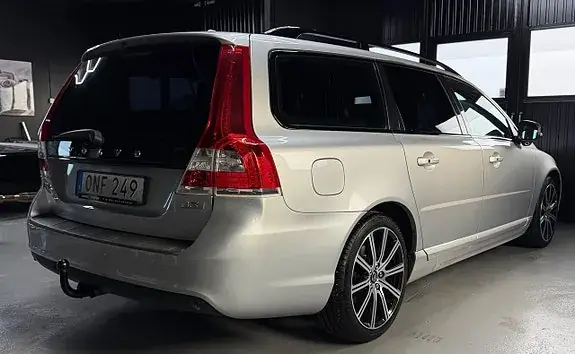 Volvo V70 2016 photo 4