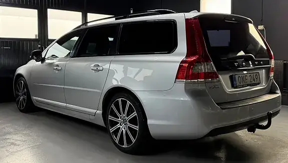 Volvo V70 2016 photo 3