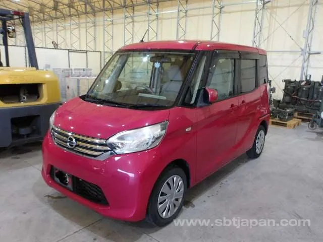 Nissan Dayz Roox X 2015 photo 2
