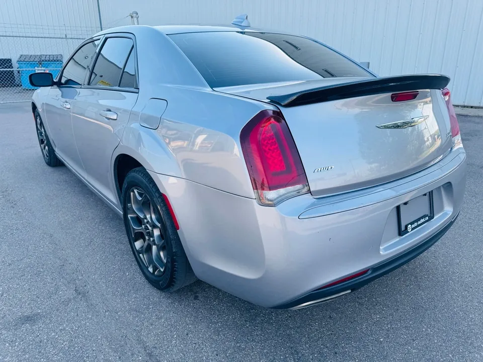 Chrysler 300 2018 photo 5
