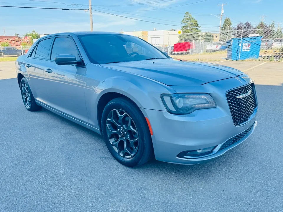 Chrysler 300 2018 photo 3