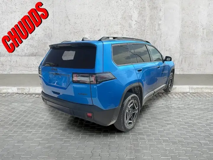 Jeep Cherokee 2026 photo 4