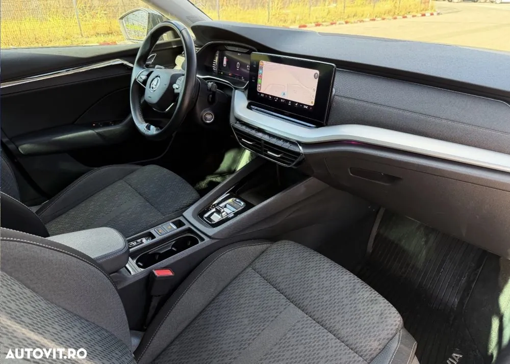 Skoda Octavia 2023 photo 2