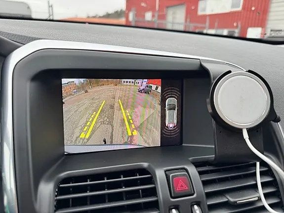 Volvo Xc60 2017 photo 2