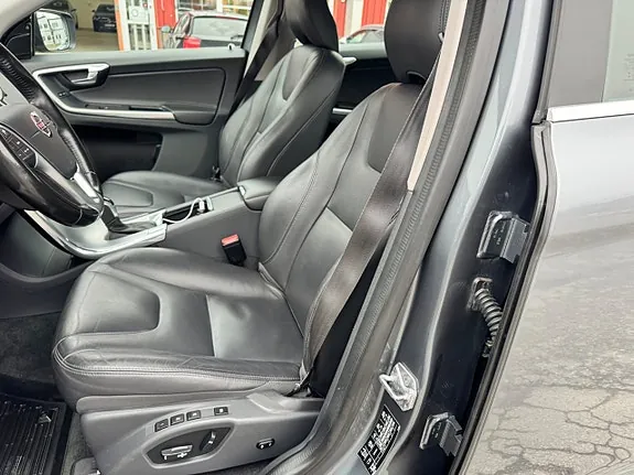 Volvo Xc60 2017 photo 3