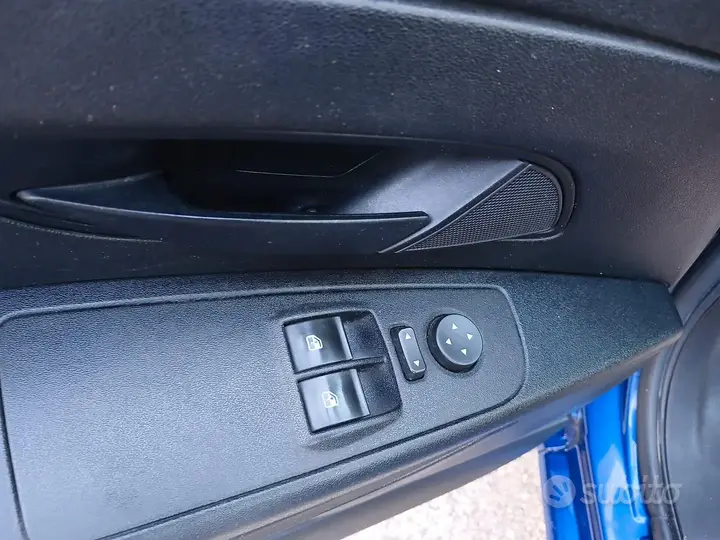 Fiat Grande Punto 2008 photo 4
