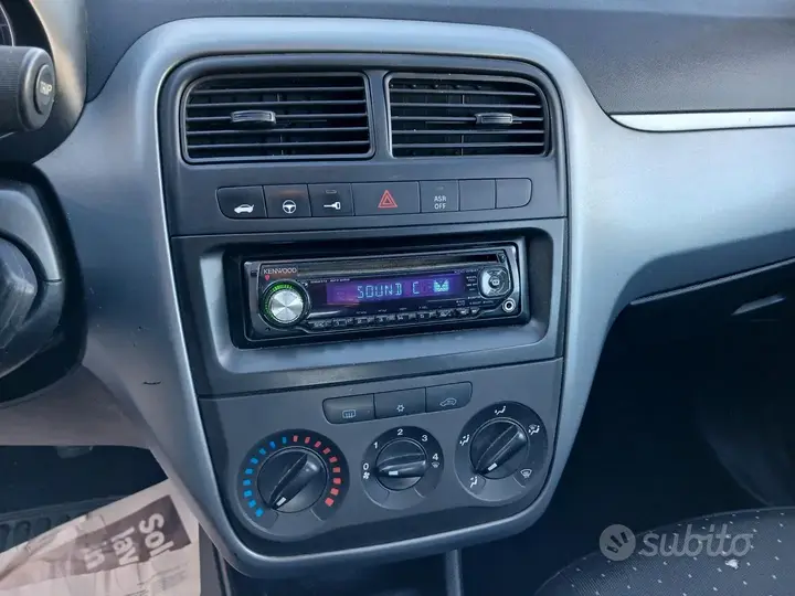Fiat Grande Punto 2008 photo 5