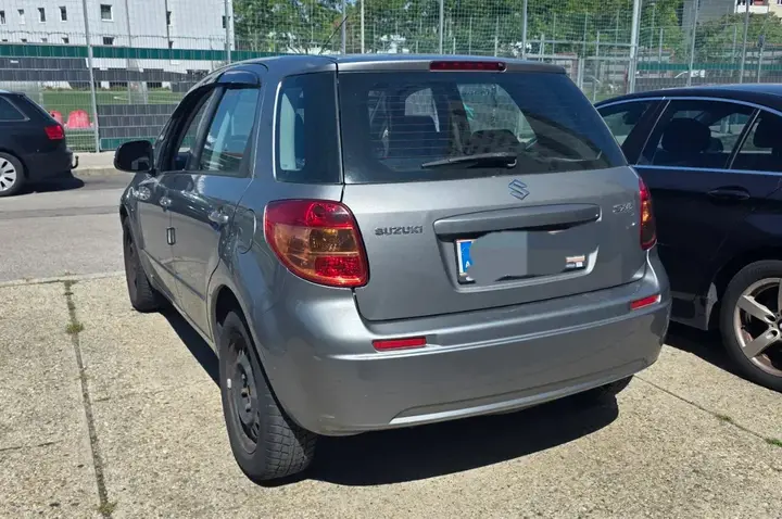 Suzuki Sx4 2006 photo 2