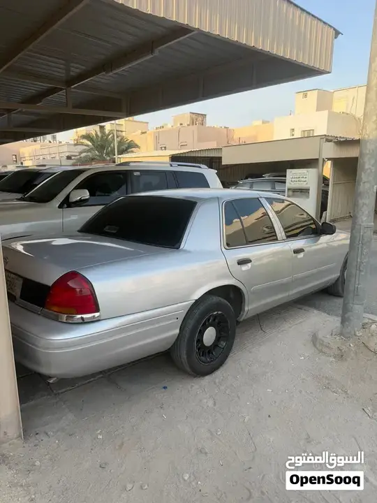 Ford Crown Victoria