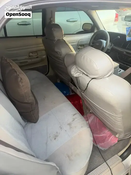 Ford Crown Victoria 2001 photo 4
