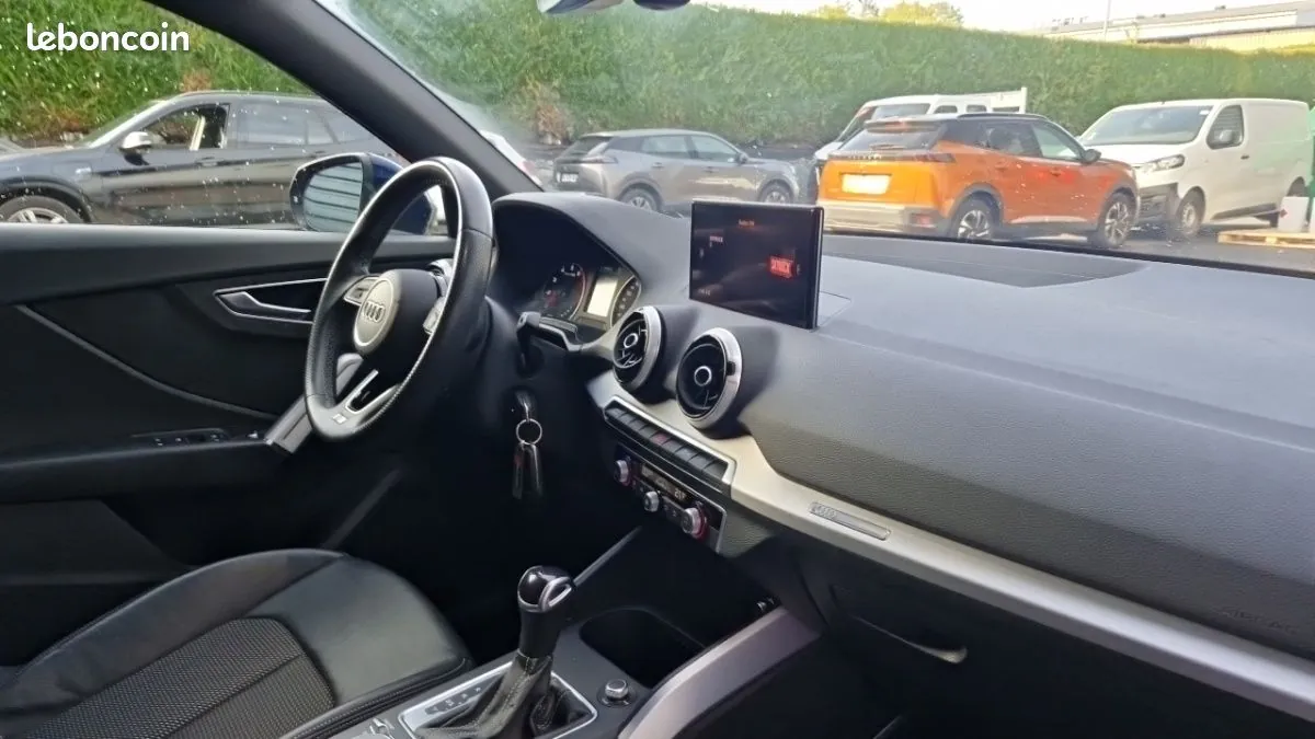 Audi Q2 2023 photo 5