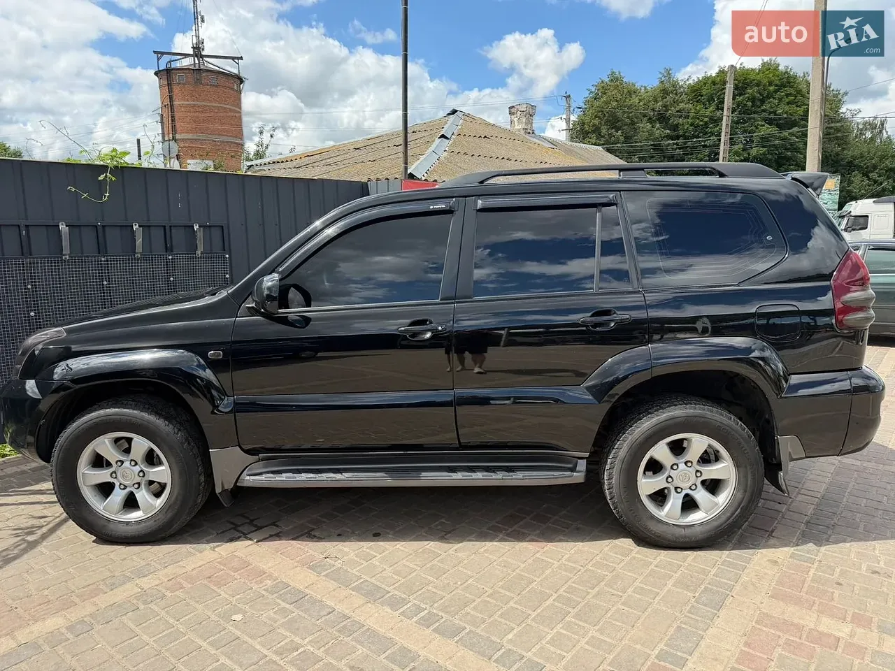 Toyota Land Cruiser Prado 2006 photo 2