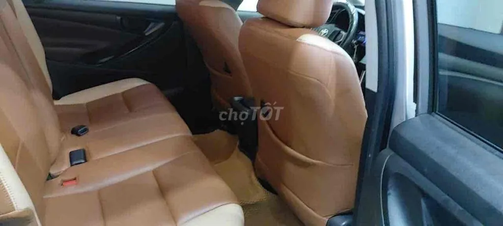 Toyota Innova 2022 photo 3