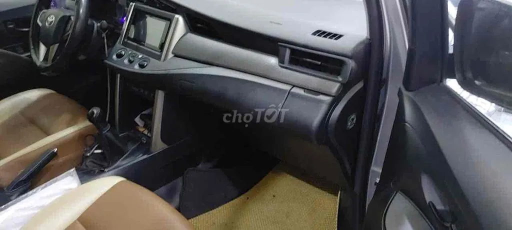 Toyota Innova 2022 photo 4