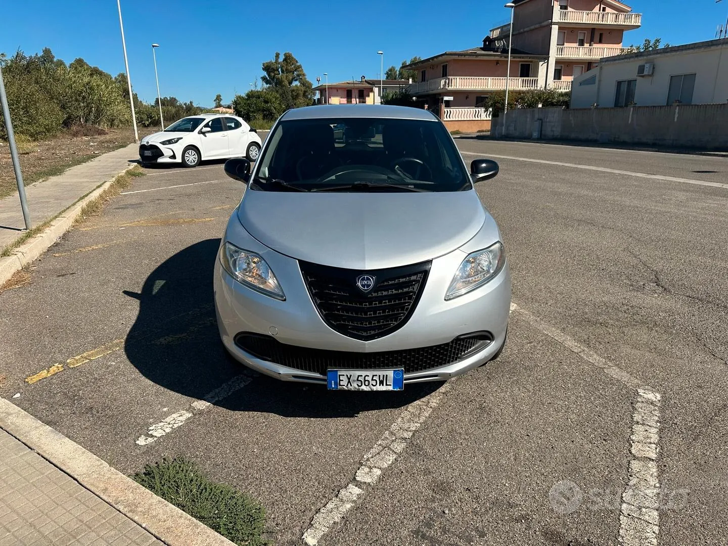 Lancia Ypsilon 2014 photo 2
