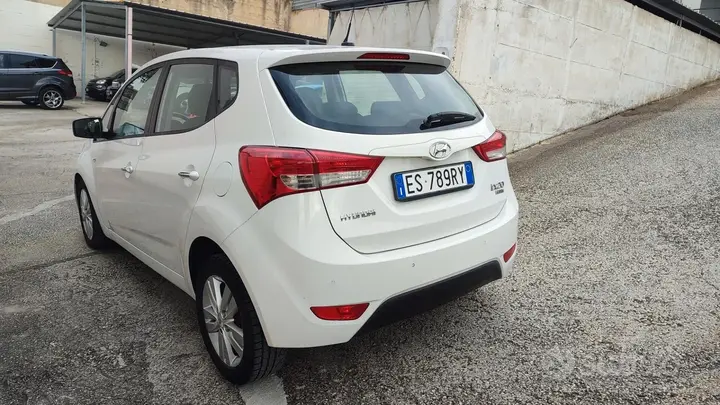 Hyundai Ix20 2014 photo 4
