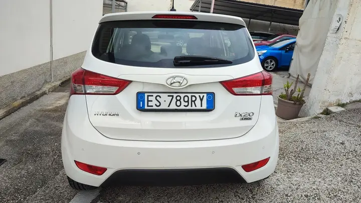 Hyundai Ix20 2014 photo 5