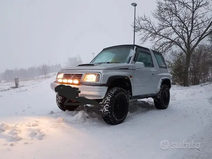 Suzuki Vitara 1996 photo 3
