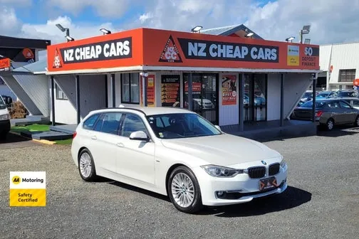 BMW 320I