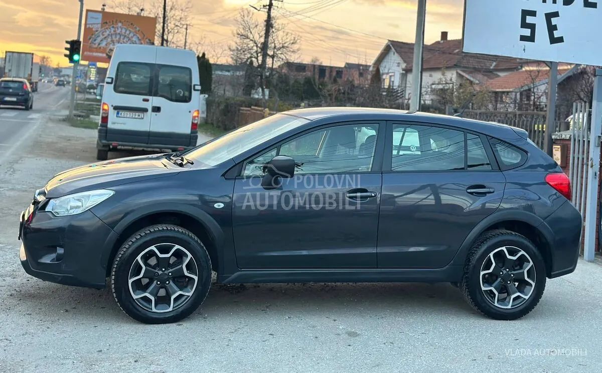 Subaru Xv 2014 photo 4